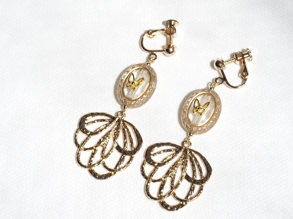 オベロンイメージイヤリング・ピアス