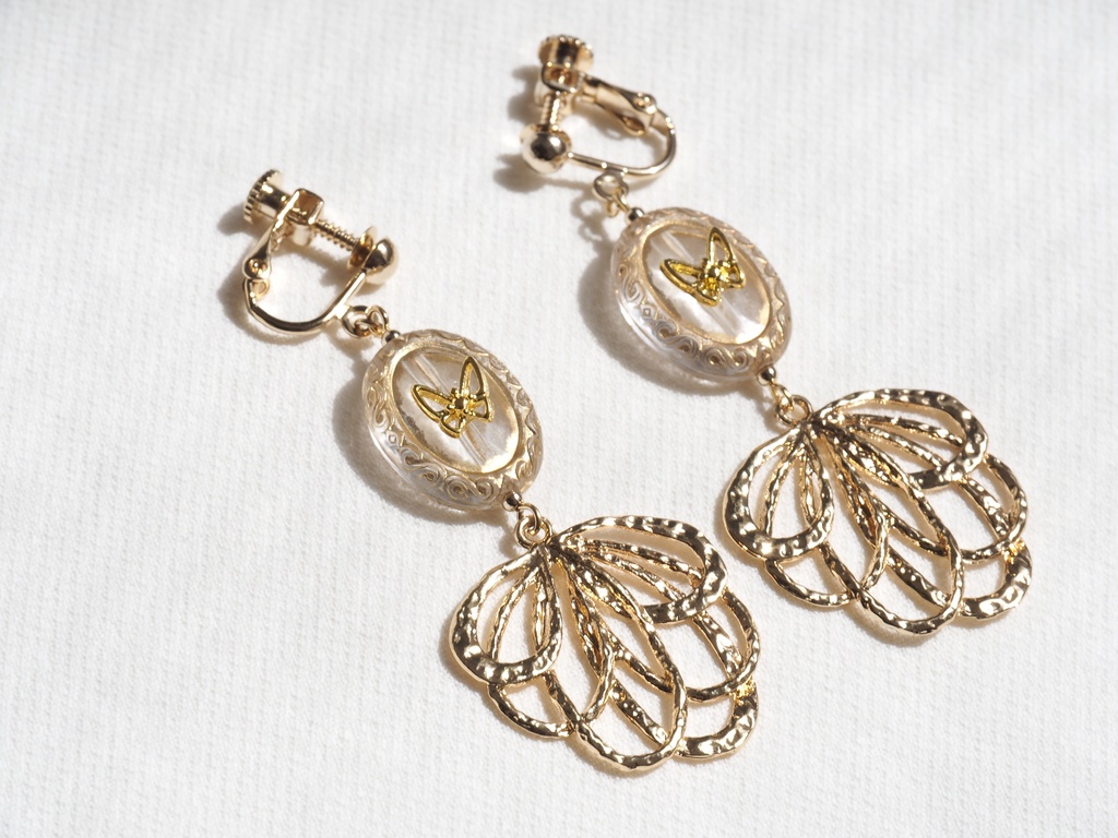 オベロンイメージイヤリング・ピアス