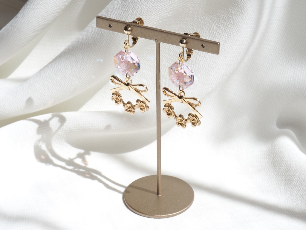 マシュ・キリエライトイメージイヤリング・ピアス