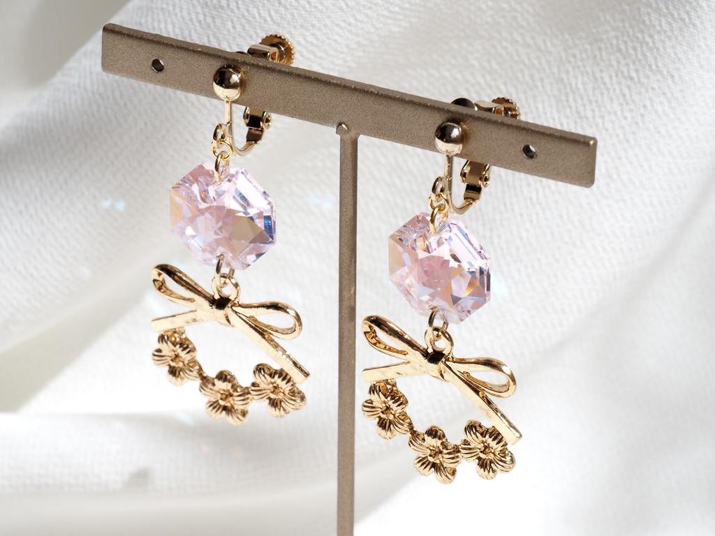 マシュ・キリエライトイメージイヤリング・ピアス