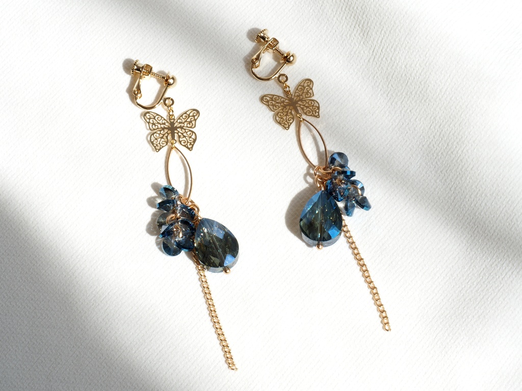 オベロンイメージイヤリング・ピアス