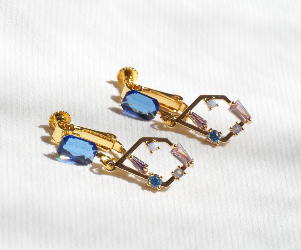 アストライア(ルヴィア)イメージイヤリング・ピアス