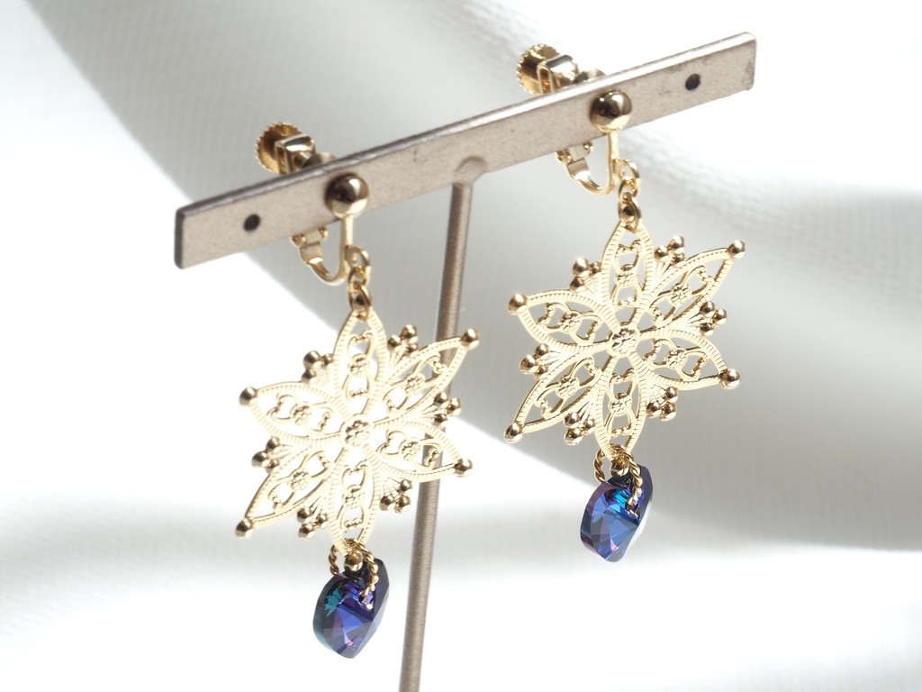 カーマイメージイヤリング・ピアス