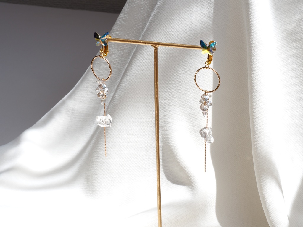 オベロンイメージイヤリング・ピアス