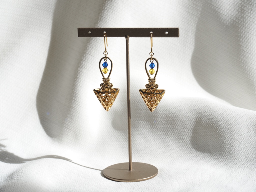 オジマンディアスイメージイヤリング・ピアス