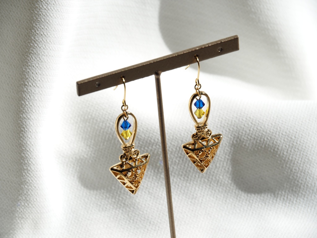 オジマンディアスイメージイヤリング・ピアス