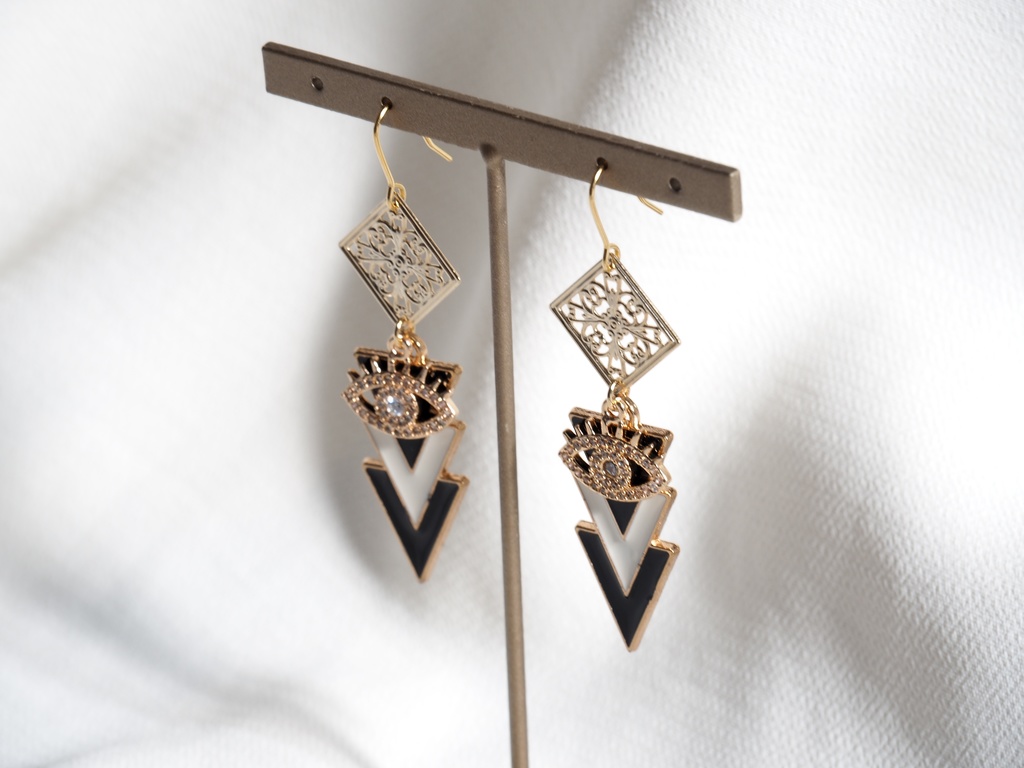 インドライメージイヤリング・ピアス