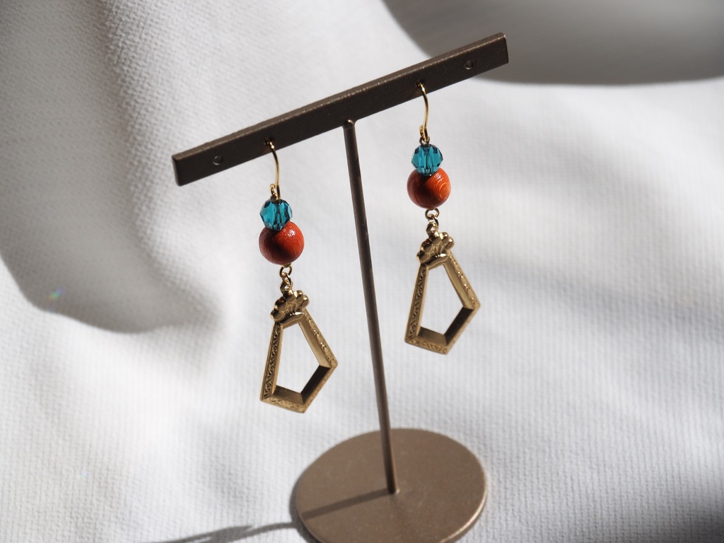 アショカ王イメージイヤリング・ピアス