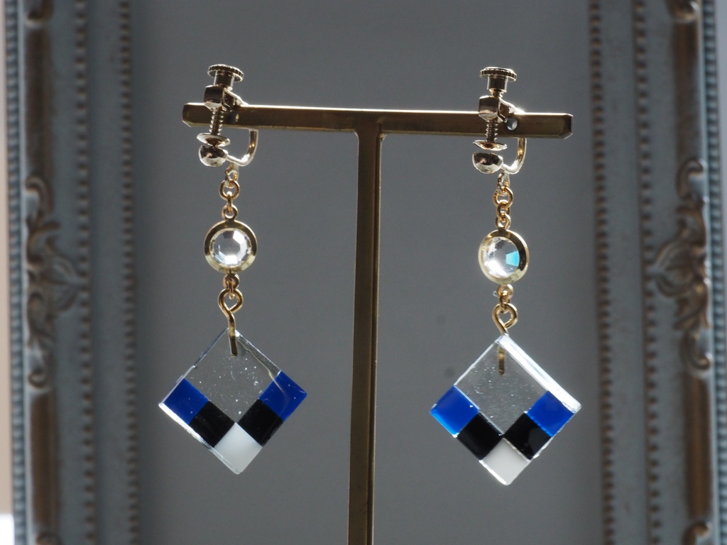 ホームズイメージイヤリング・ピアス