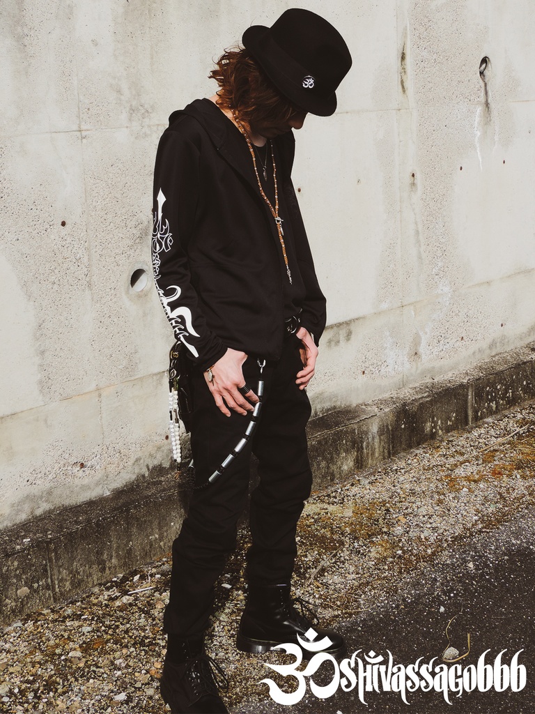 ドライジップパーカー -ヴァジュラ-