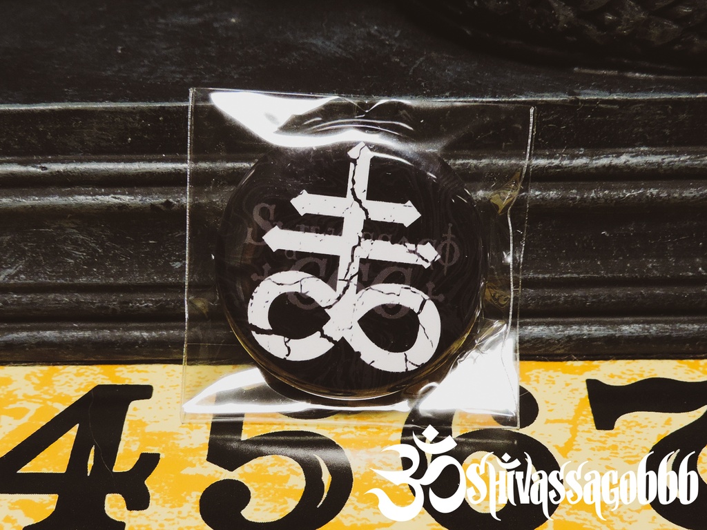 32mmオカルト缶バッジ 10種