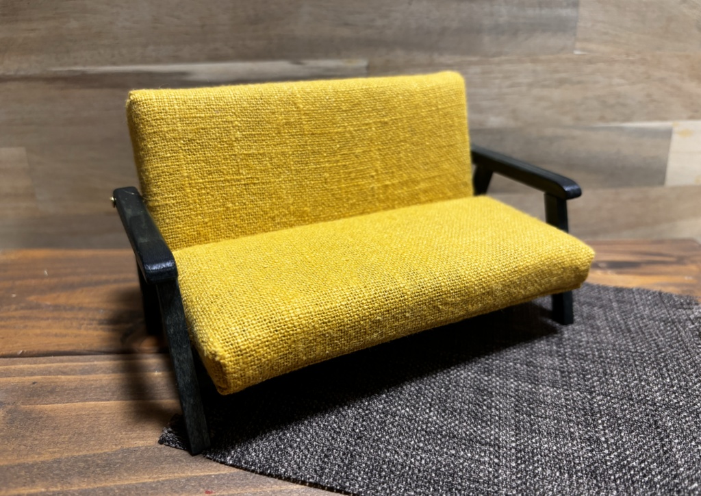 麻のふたりがけソファ**1/12サイズ(オビツ11、ねんどろいどどーるサイズ)