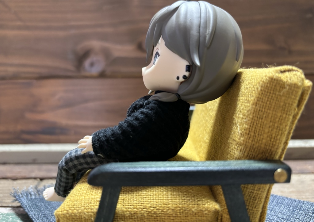 麻のふたりがけソファ**1/12サイズ(オビツ11、ねんどろいどどーるサイズ)