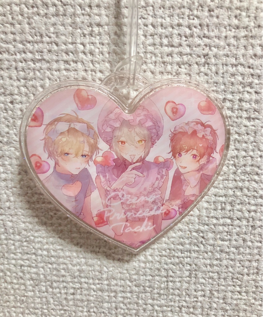 PVCハートストラップ-オエヒスクロエちゃん