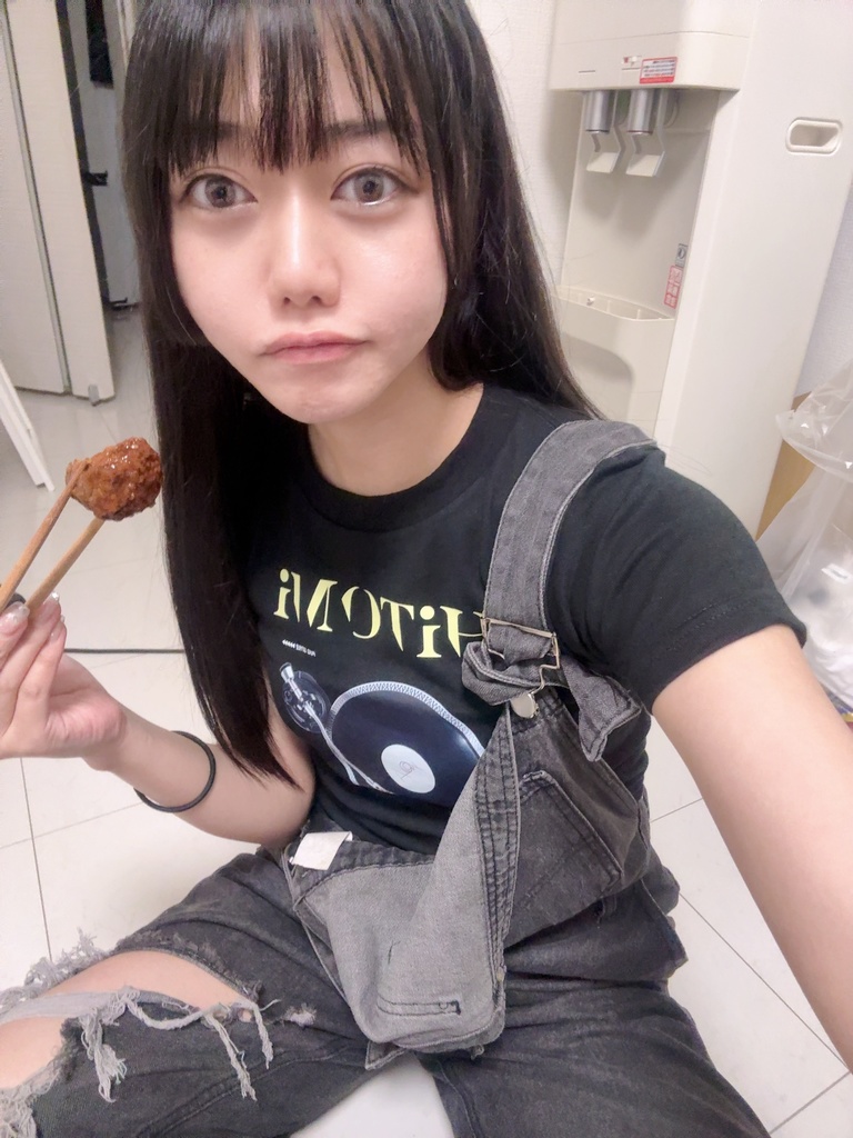 新作HiTOMi Tシャツ【黒】