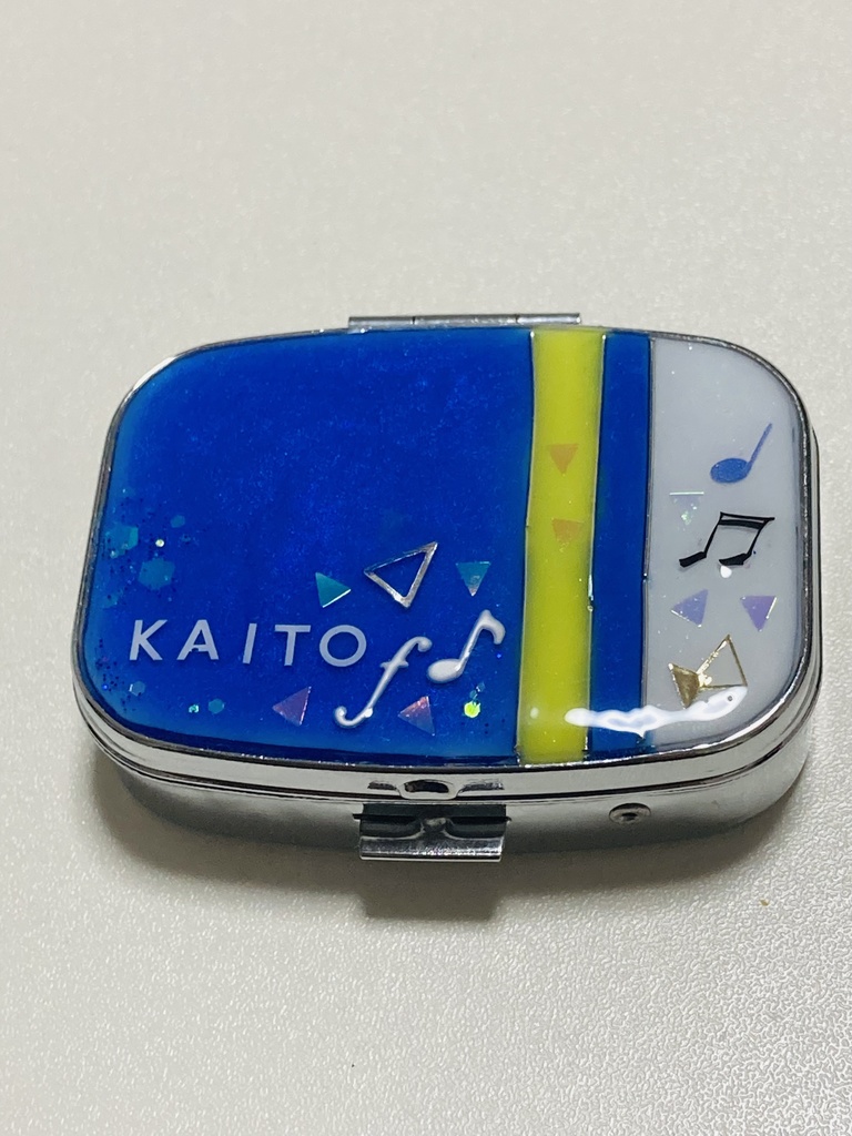 KAITOイメージの小物入れ