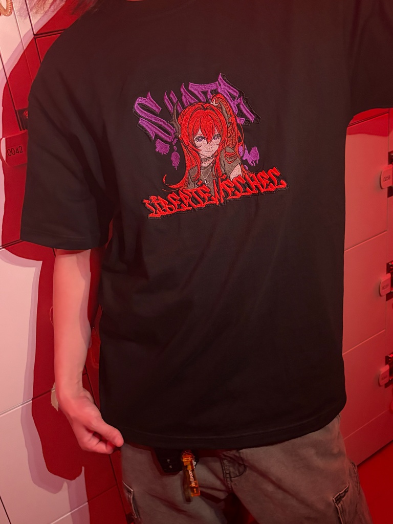 刺繍Tシャツ 【スルト】