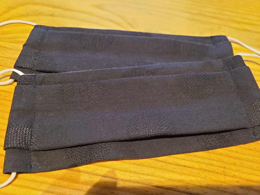 第5弾夏用推しマスク 水玉模様black(小玉)