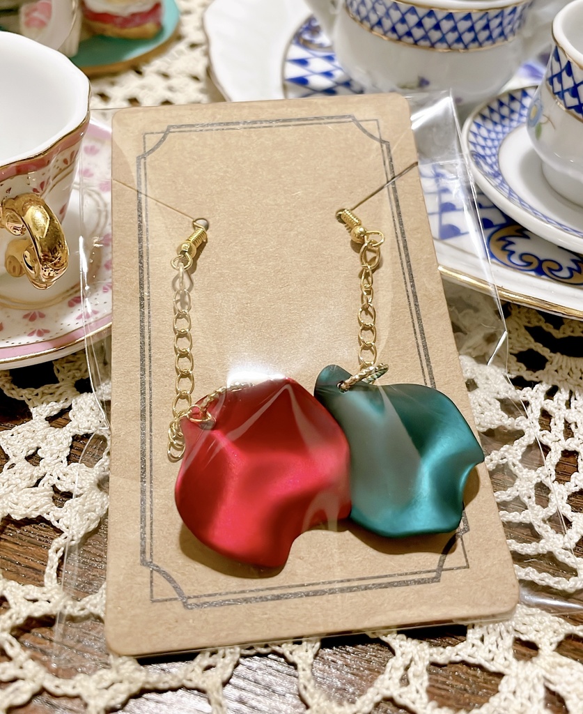 翠千はなびら風フックピアス