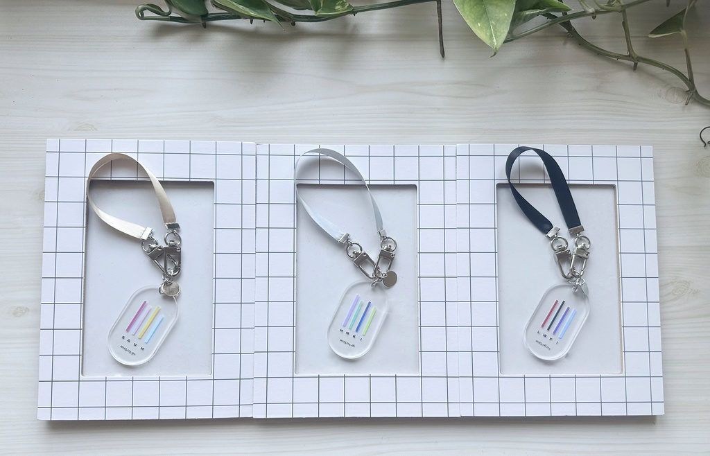 OVAL ACRYLIC CHARM【Oriens・Dytica・2時だとか】