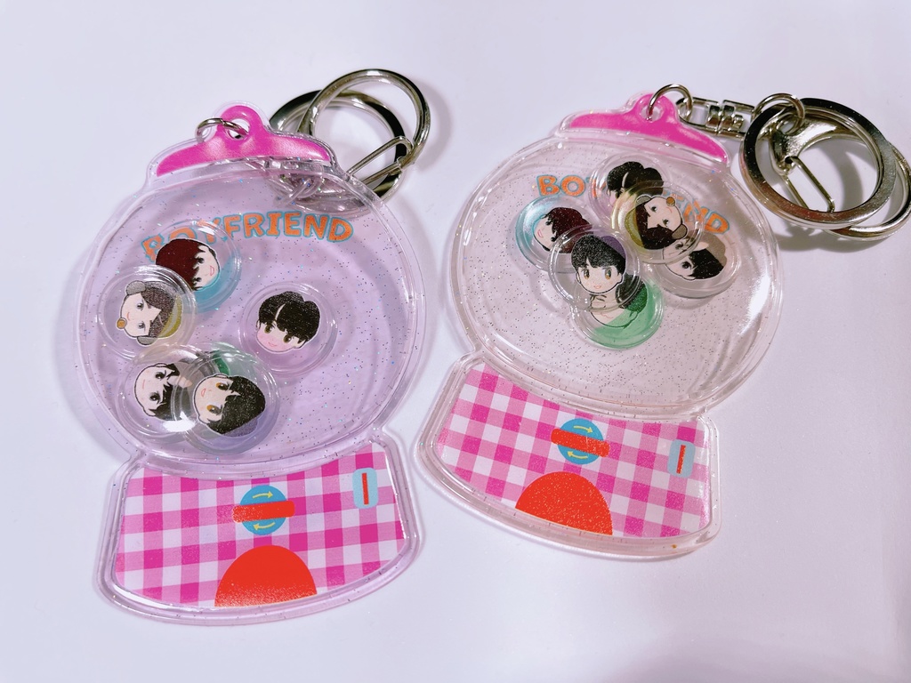 ガチャガチャキーホルダー　A