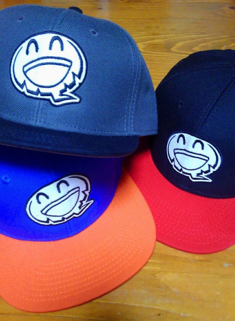 HTP ハイテンションスマイルくんロゴキャップ「Black × Charcoal」