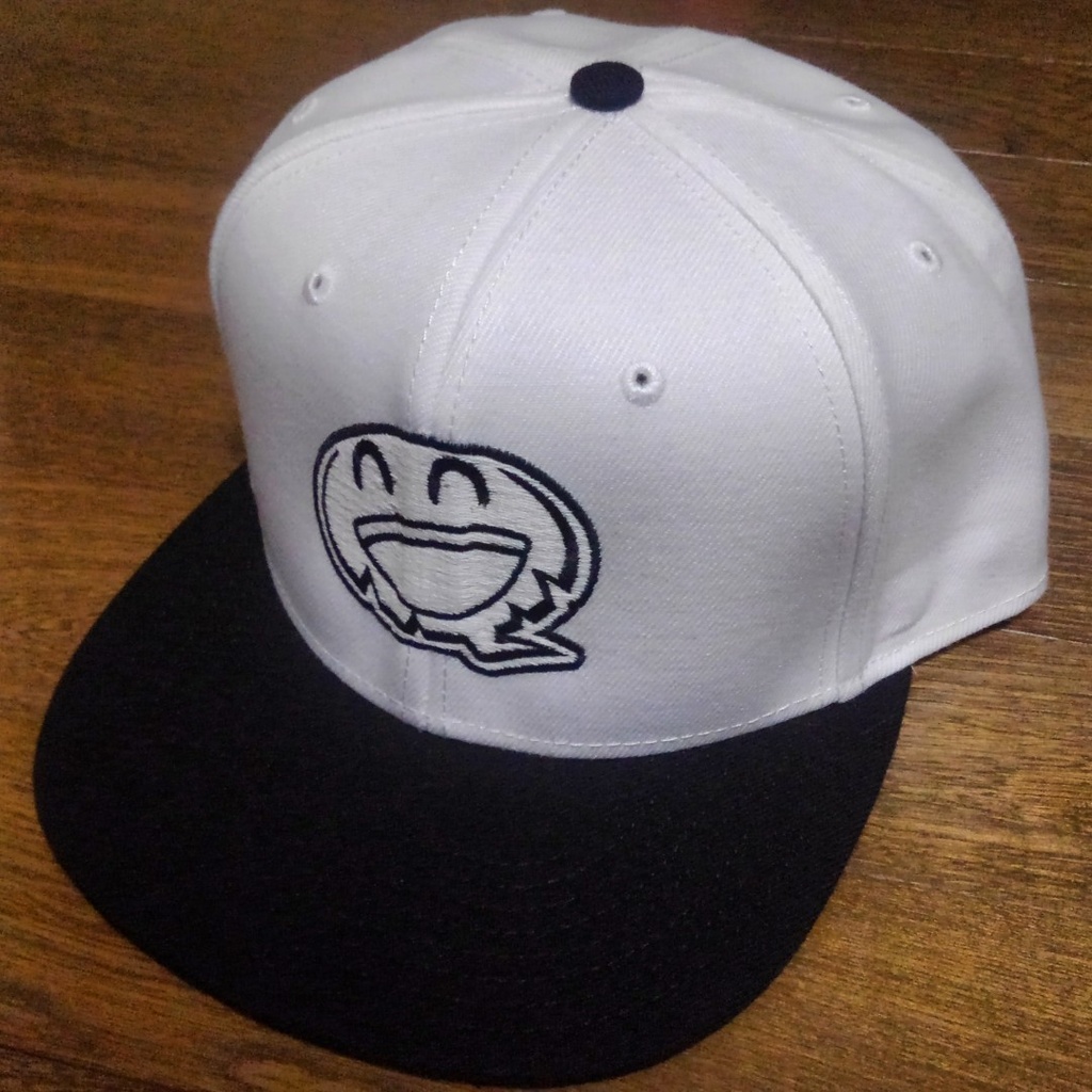 【New!】HTP ハイテンションスマイルくんロゴキャップ「Black × White」