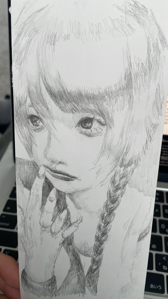 鉛筆　おんなのこ