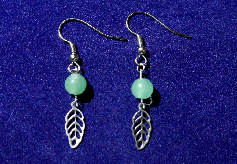 青城モチーフピアス