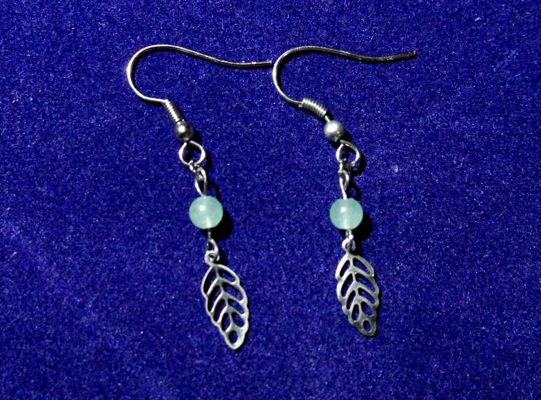 青城モチーフピアス