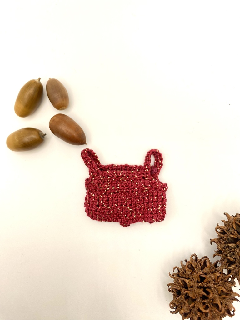 ゆる〜い刺繍のサロペット “ヘビ”