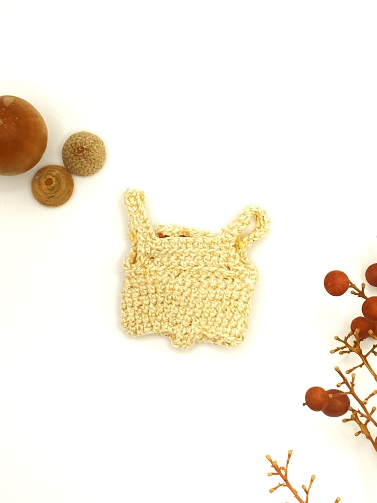 ゆる〜い刺繍のサロペット “ラッコ”