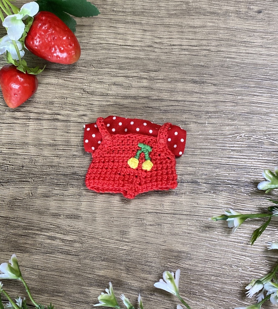 ゆる〜い刺繍のサロペットセット