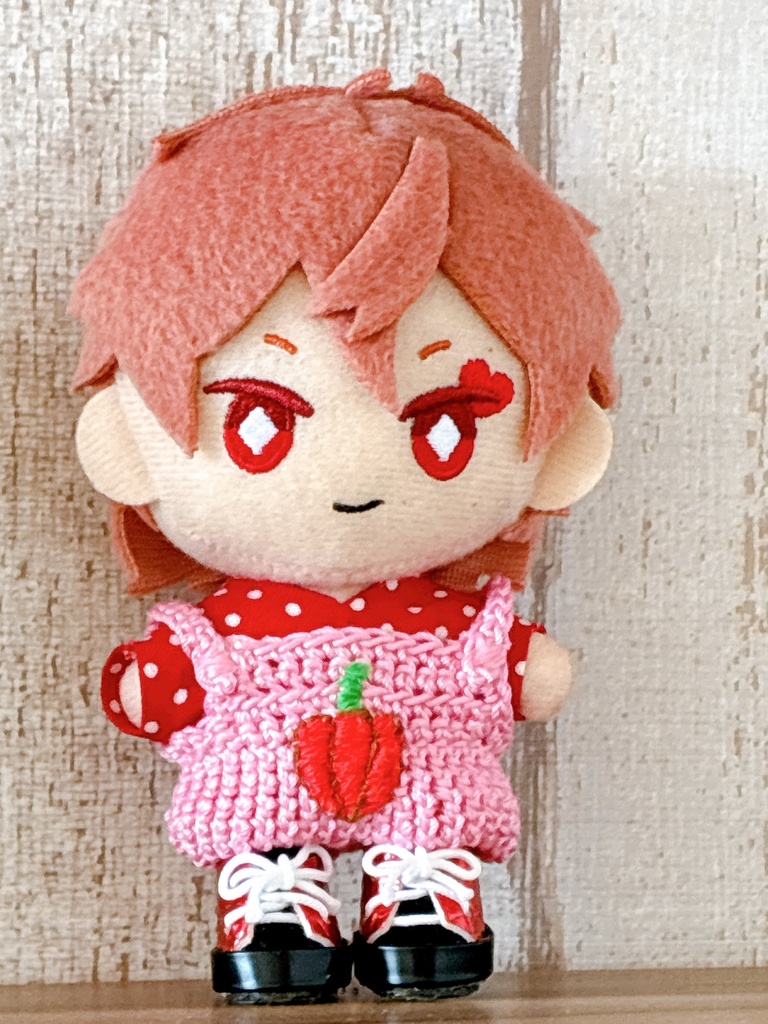 パプリカ刺繍のサロペット