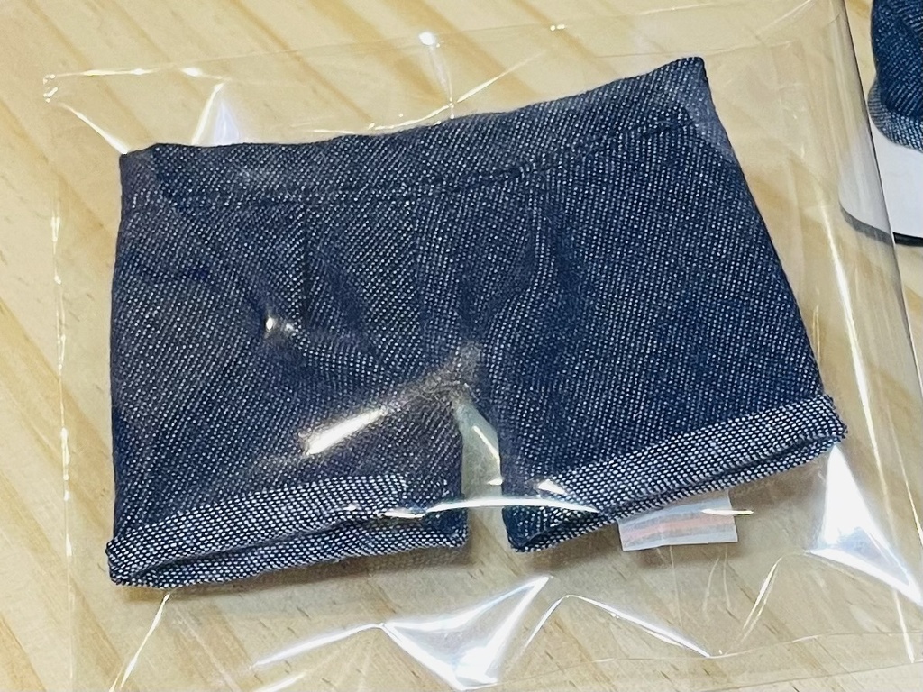 足長ロールアップデニム