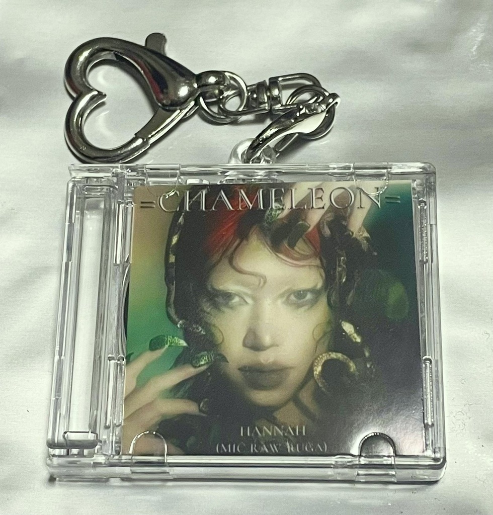 HANNAH (MIC RAW RUGA) 自作“NFCタグ入りミニCDキーホルダー「CHAMELEON」