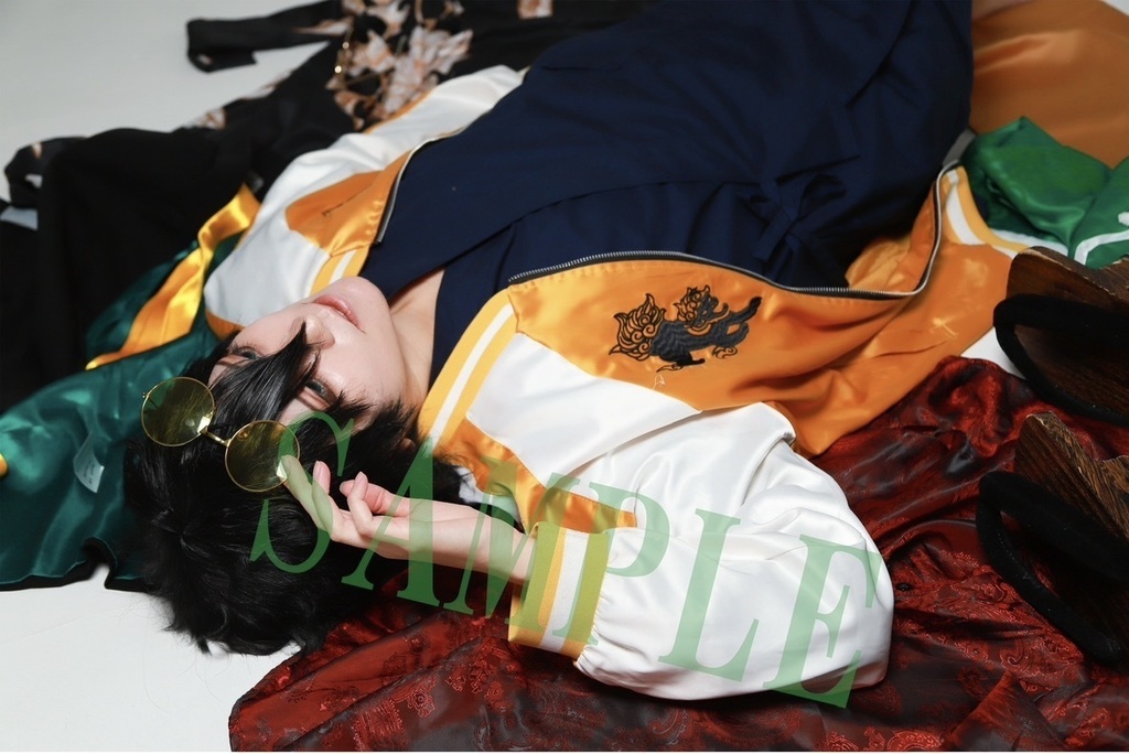 十亀条 雑誌風写真集 【jnjn】