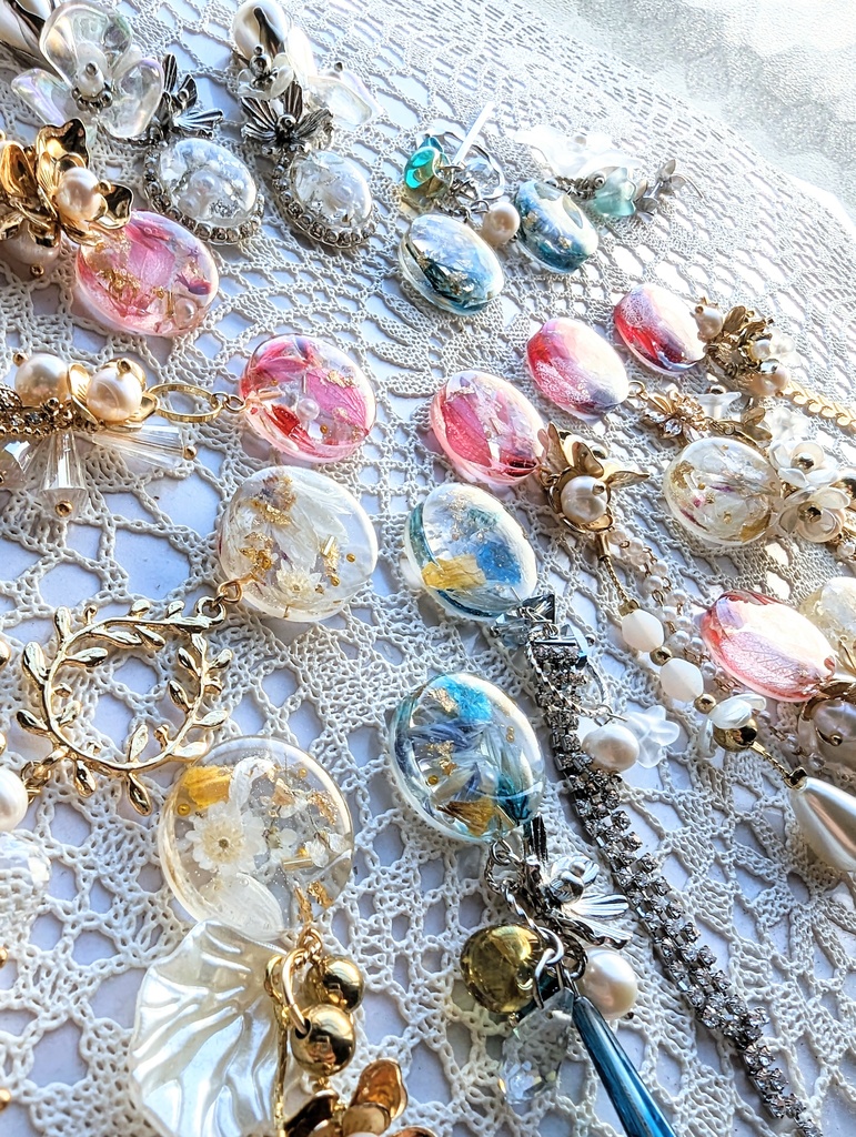 ゆらゆら花盛り　レジン　アクセサリー　イヤリング　ピアス