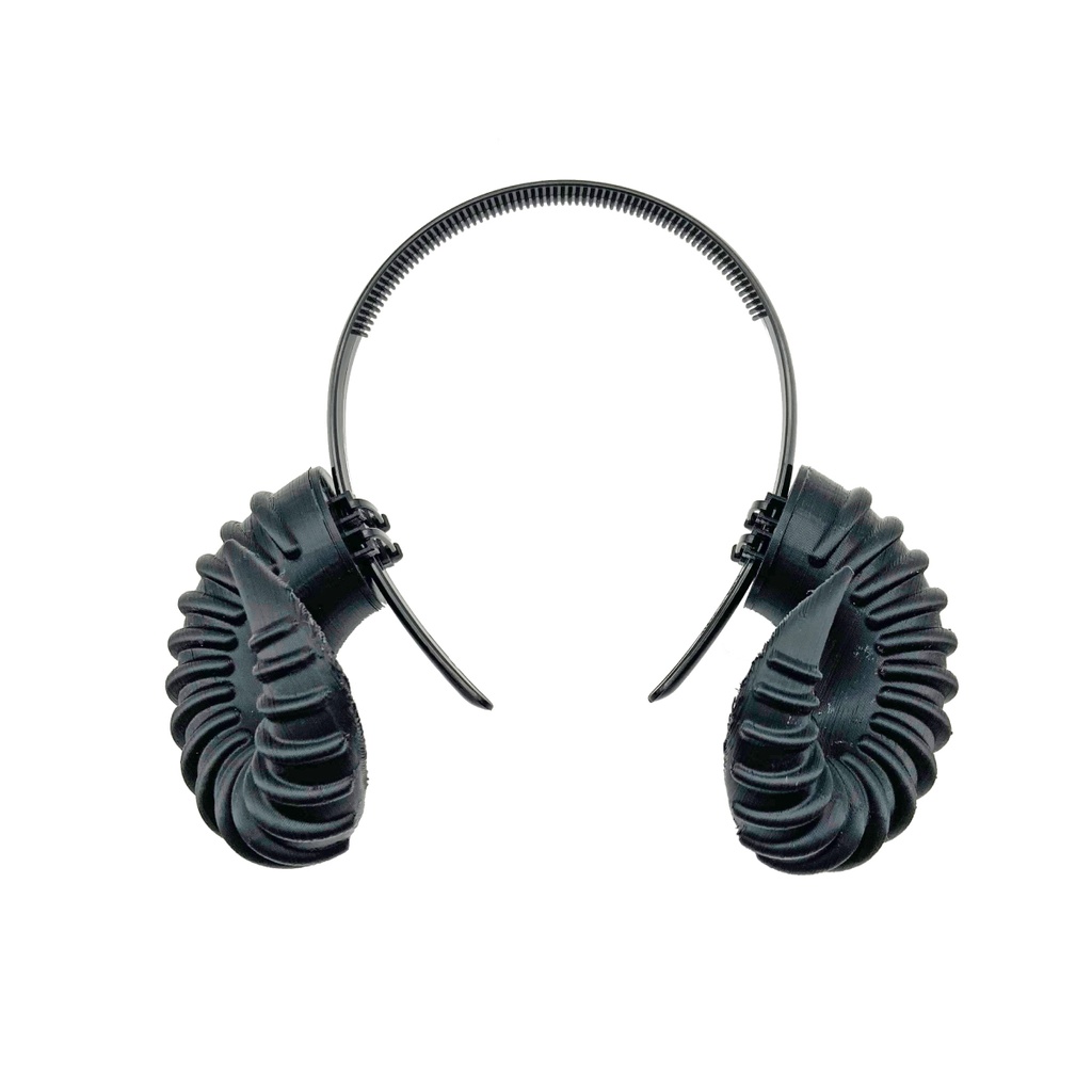 悪魔の角 8型 羊のツノ ハロウィン コスプレ 仮装 カチューシャ付き