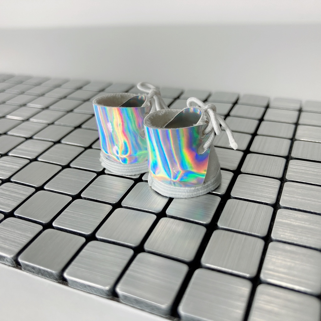 オーロラエナメルハイカットスニーカー