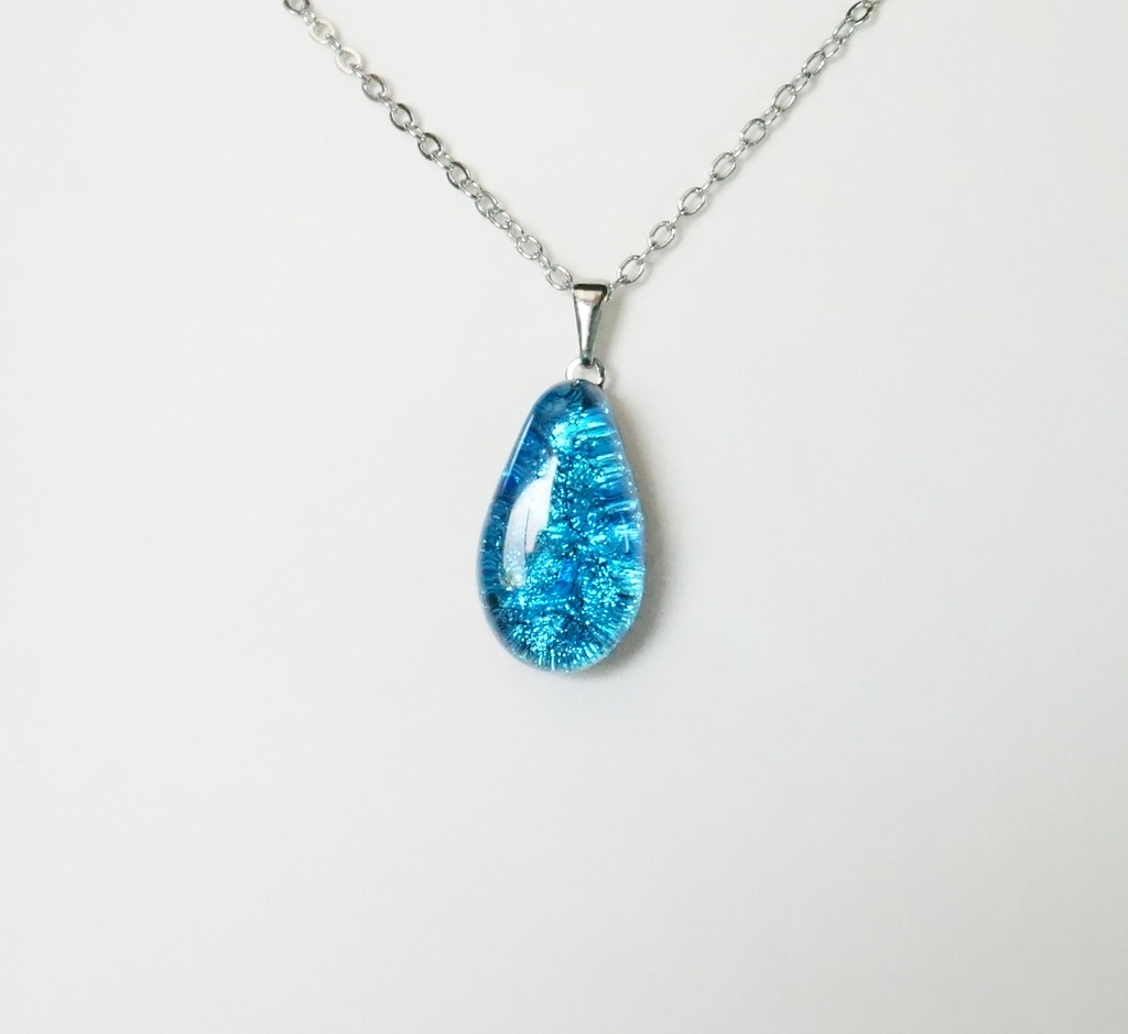 ペンダント/ドロップ 雨