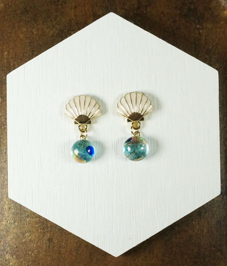 【ピアス・イヤリング】シェル×ライトブルー