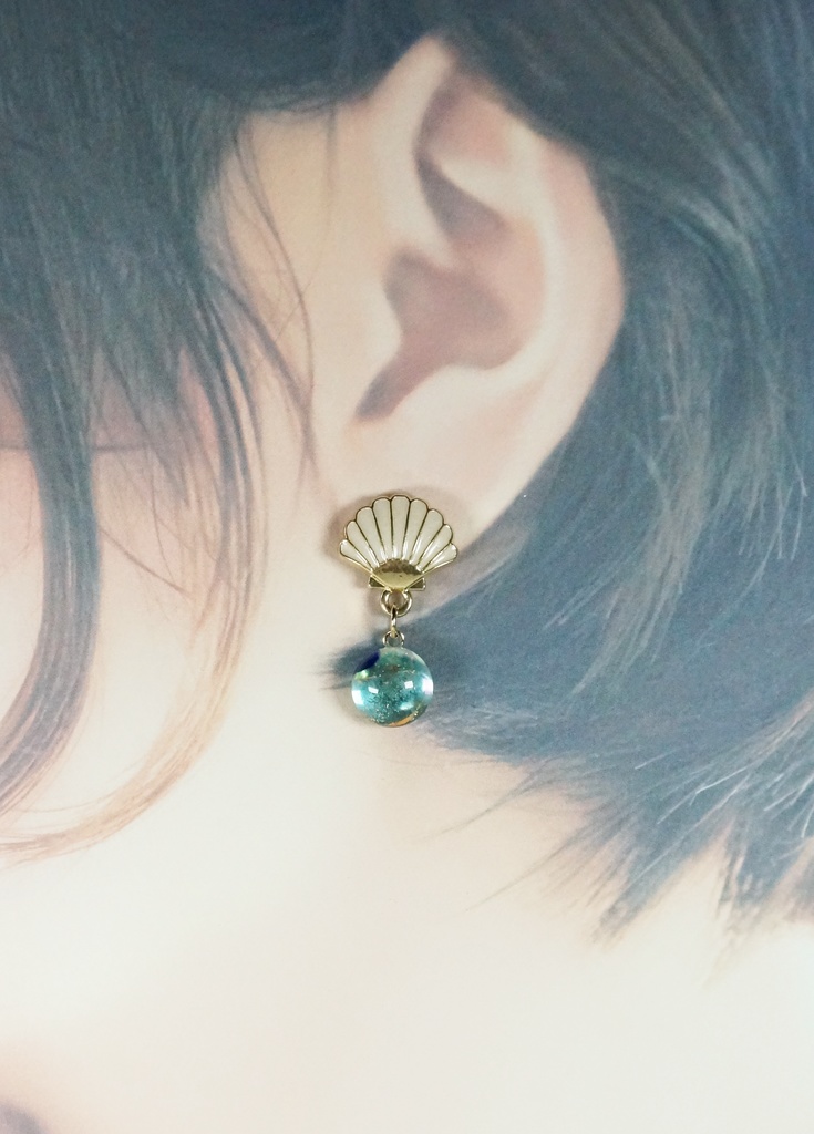 【ピアス・イヤリング】シェル×ライトブルー