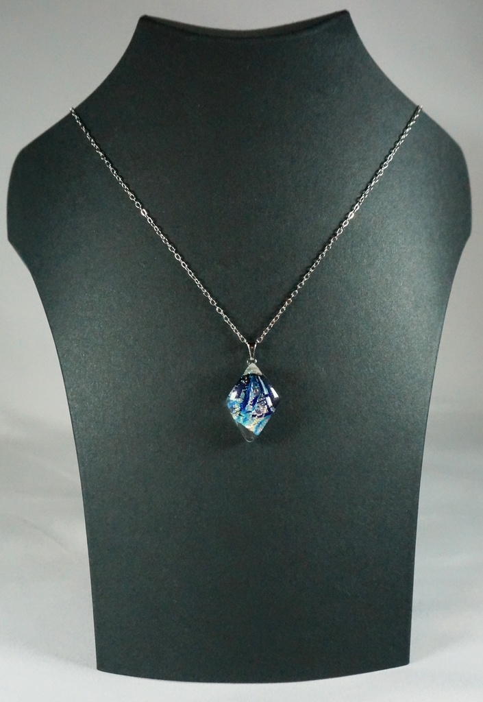 ペンダント/ブルーレース