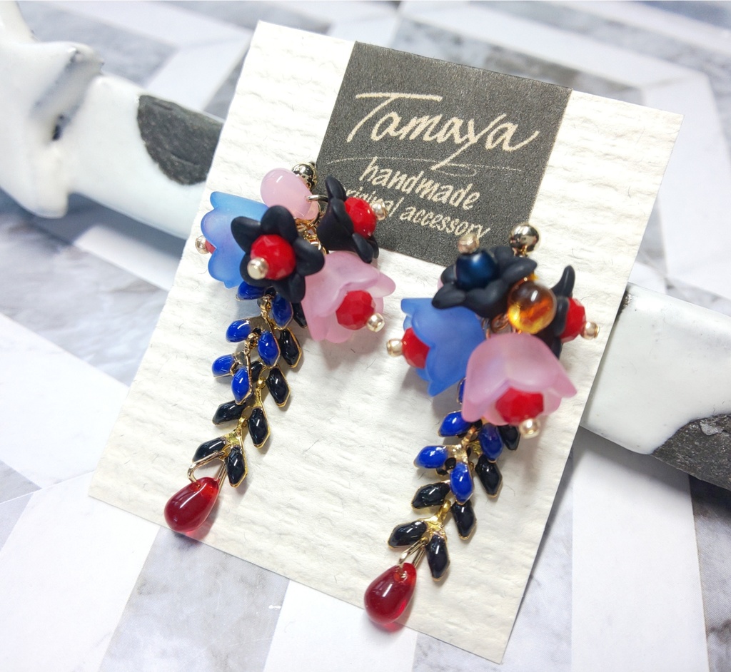 藤ピアス~虎杖悠仁~