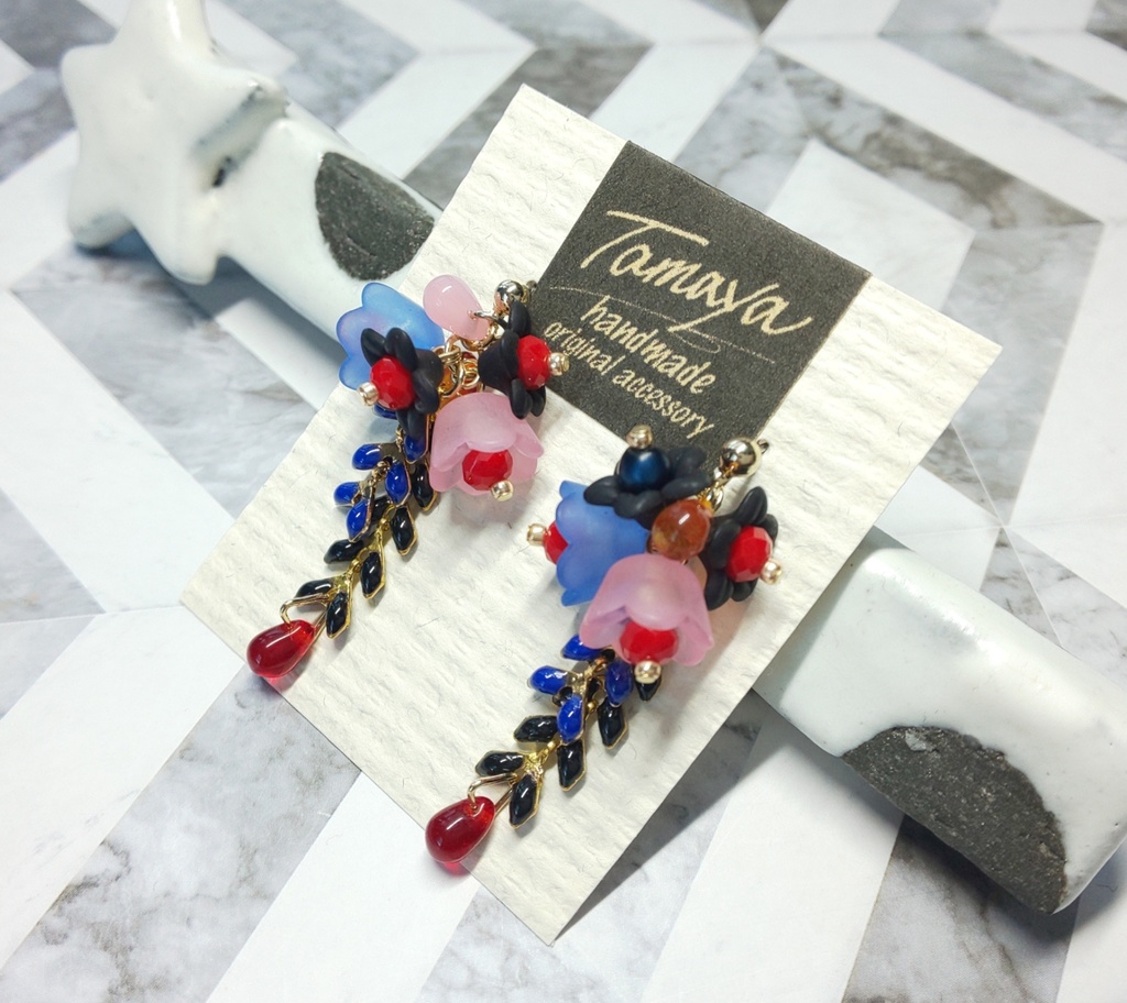藤ピアス~虎杖悠仁~