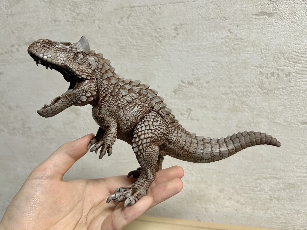 デフォルメアロサウルス