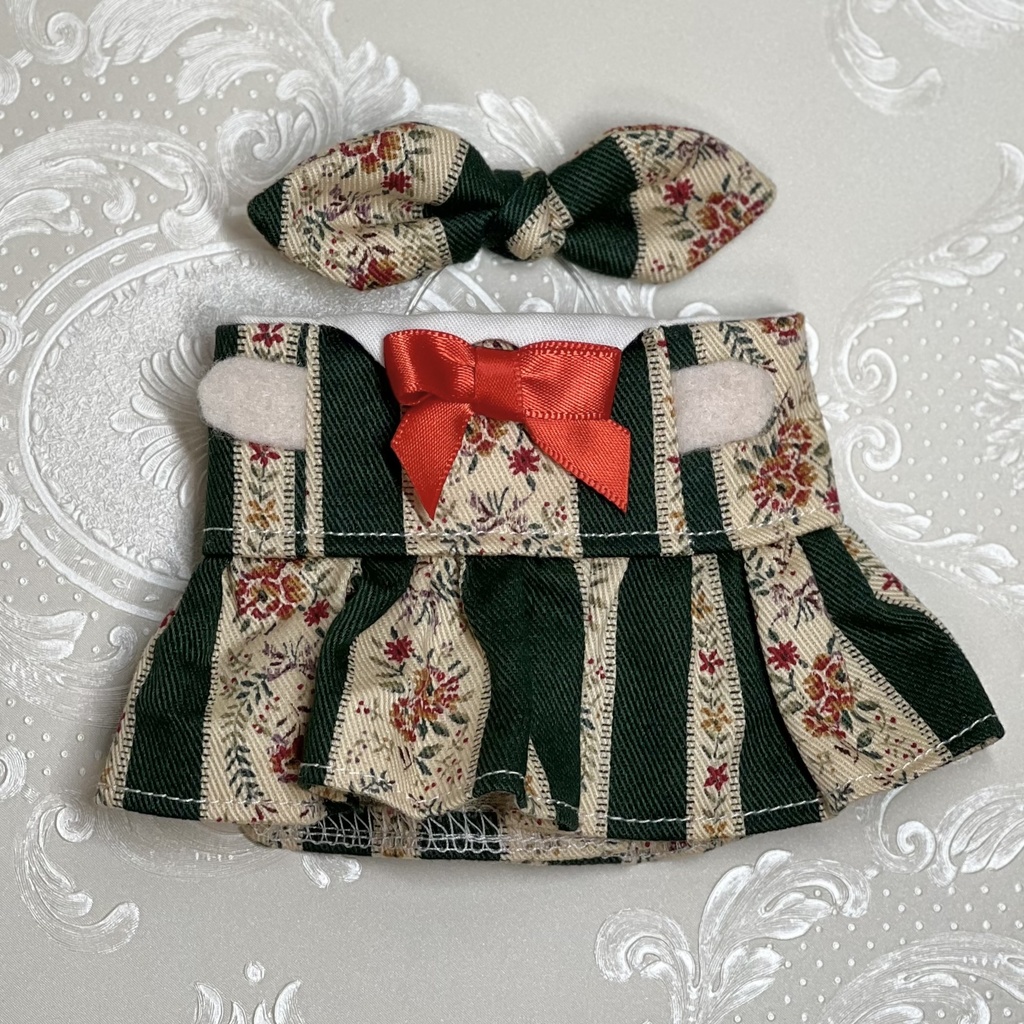 ダークグリーンわんぴ