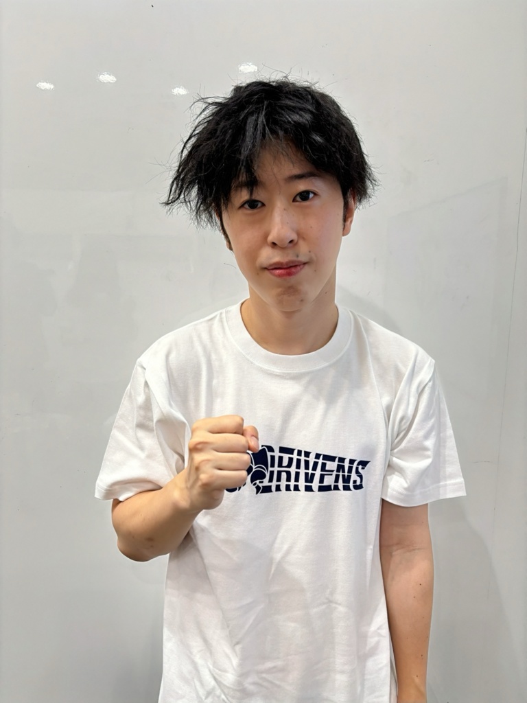 【受注生産】2024-25シーズン『DRIVENS』Tシャツ(白)※11月上旬以降にお届け予定