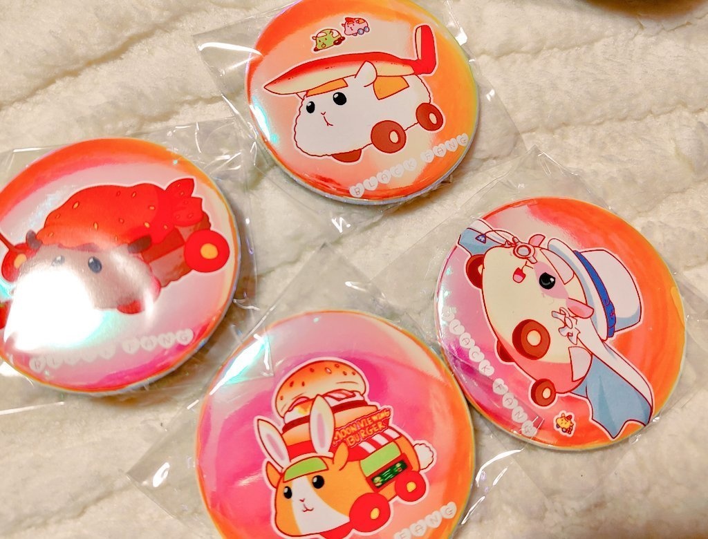 モルカー缶バッチ